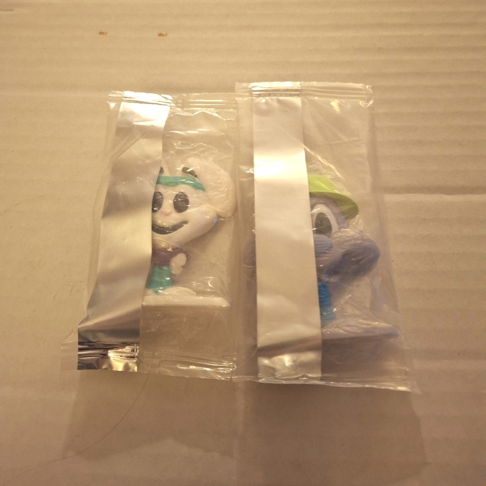 Lot of 2 General Mills Cereal Squad Retro Figures – Trix Rabbit & Chip the Wolf